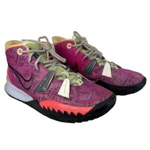 NIKE Pink High Top Sneakers Youth 6.5 Kyrie Air Basketball Fuchsia Gym shoes